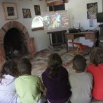 Un groupe d'enfants nous rend visite